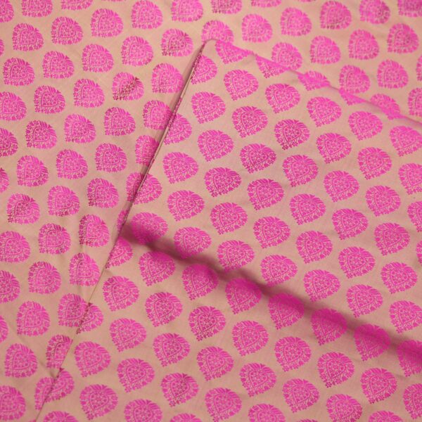 Beige and pink Tanchoi jamawar handloom kataan silk fabric with Mughal-inspired leaf pattern