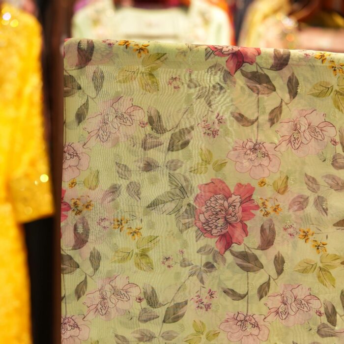 SOFT SILK - Image 1