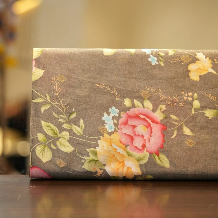 SOFT SILK - Image 1