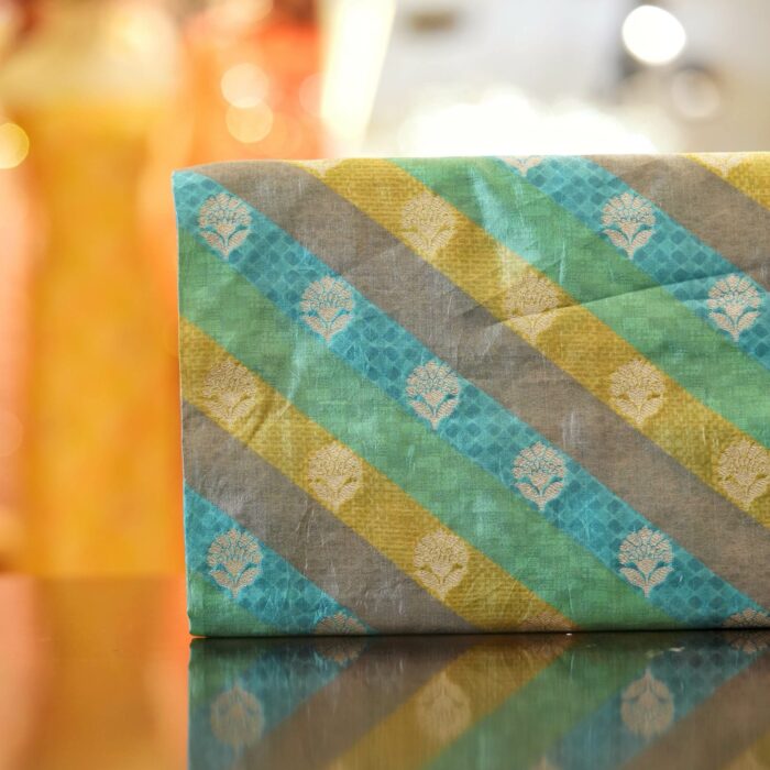 SILK FABRIC - Image 1