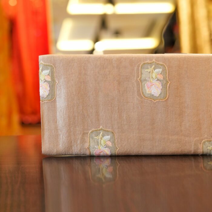 SILK FABRIC - Image 1