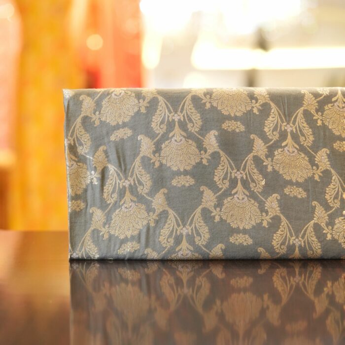 SILK FABRIC - Image 1