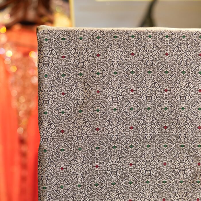 SILK FABRIC - Image 2