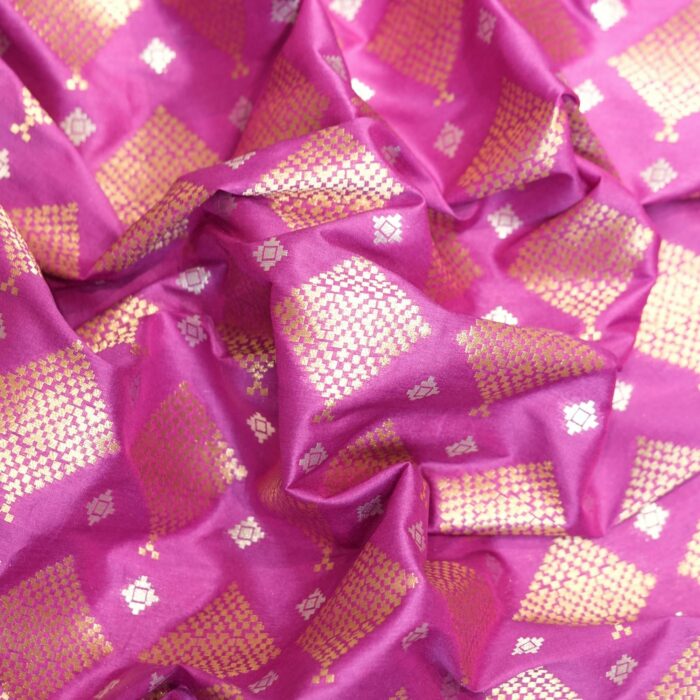 SILK FABRIC - Image 2