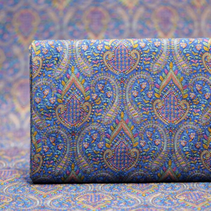 SILK FABRIC - Image 3